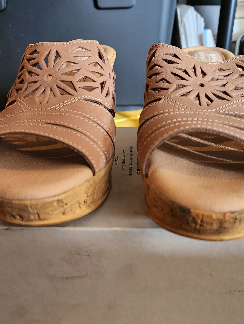 Spring Step Dora Sandal - Picture 5 of 10